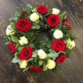 Rose and foliage wreath