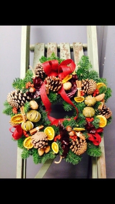 christmas wreath workshop 6th December Afternoon