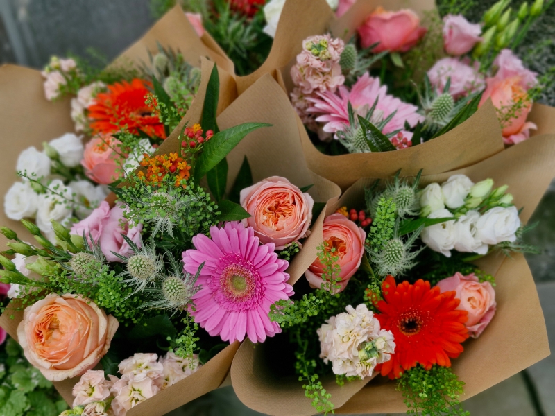 Weekend Flower Bunch Subscription